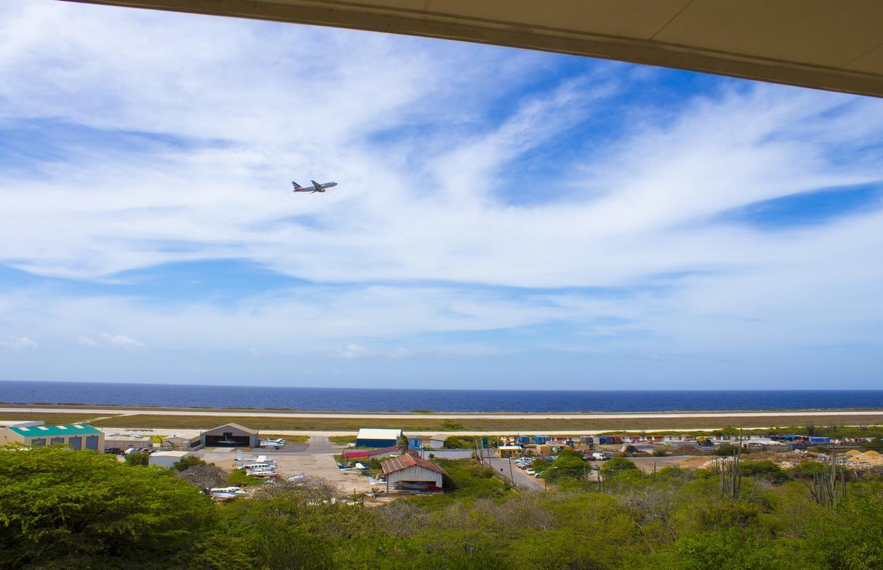 Curacao Airport Hotel Willemstad Dış mekan fotoğraf