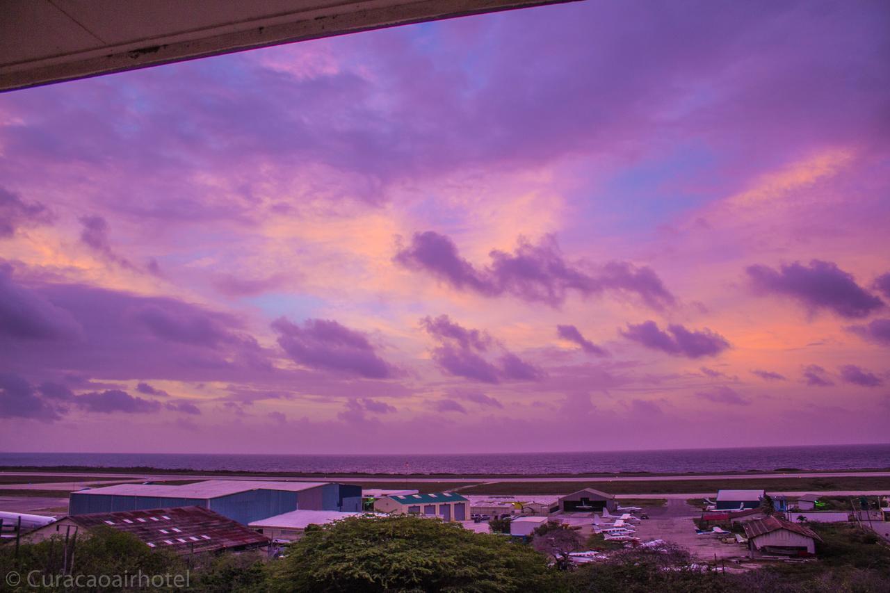 Curacao Airport Hotel Willemstad Dış mekan fotoğraf