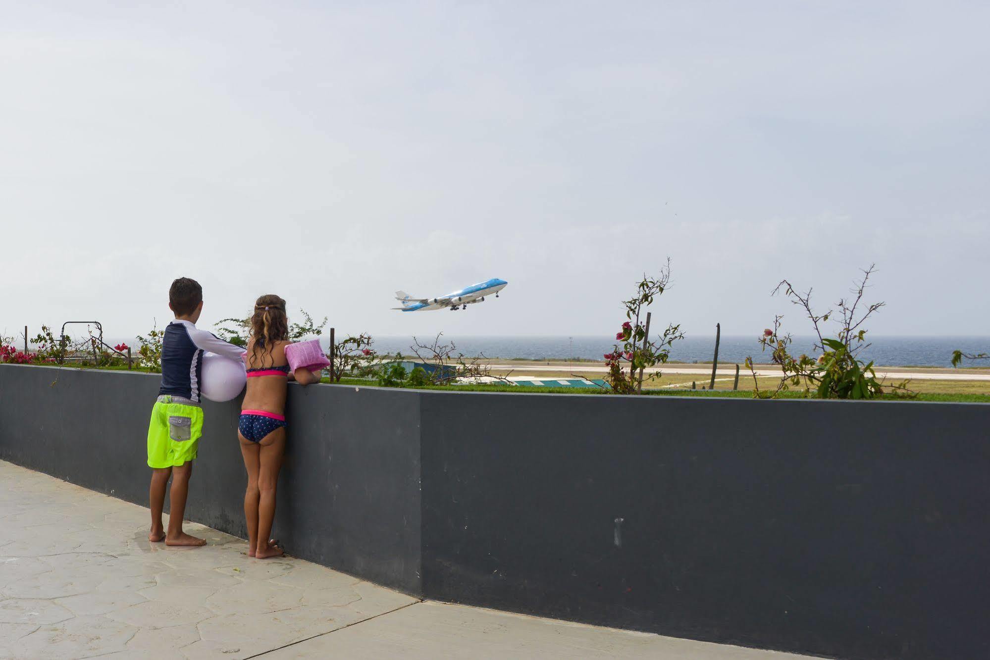 Curacao Airport Hotel Willemstad Dış mekan fotoğraf